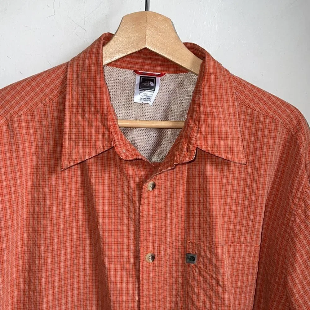 THE NORTH FACE Orange Plaid Button Up Shirt-L